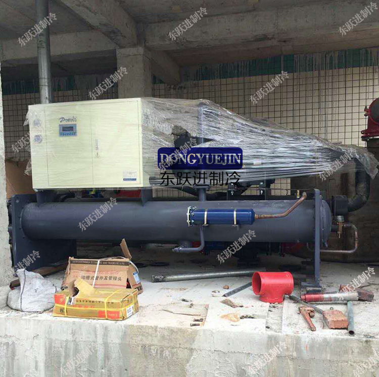 螺桿冷凍機 螺桿冷凍機