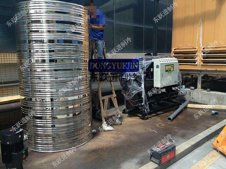 水冷式工業(yè)冷水機 水冷式工業(yè)冷水機